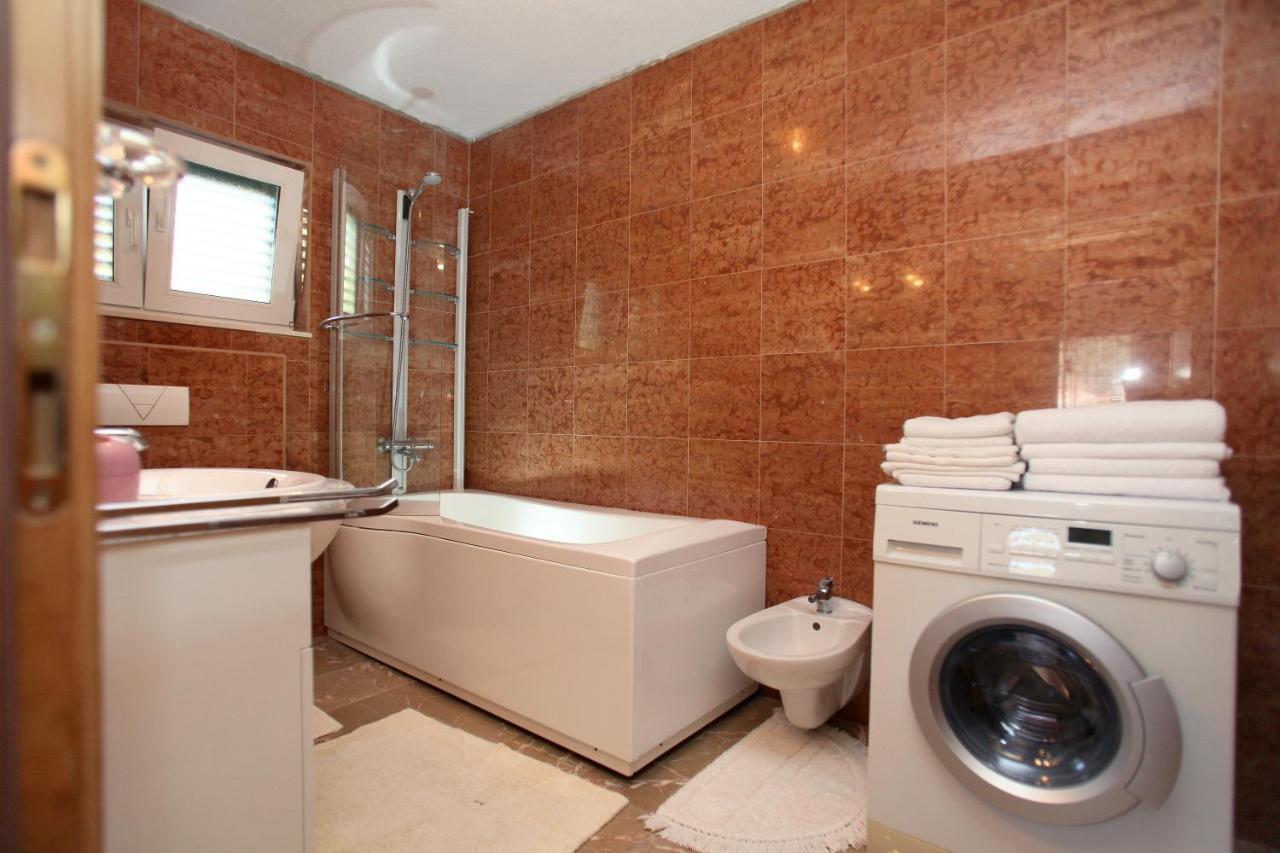 Apartment Udovicic Trogir Buitenkant foto