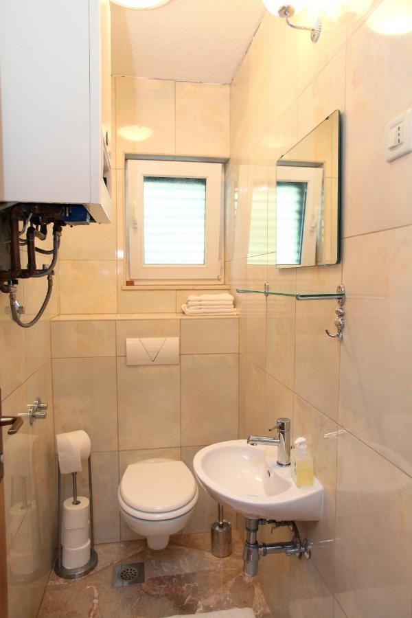 Apartment Udovicic Trogir Buitenkant foto