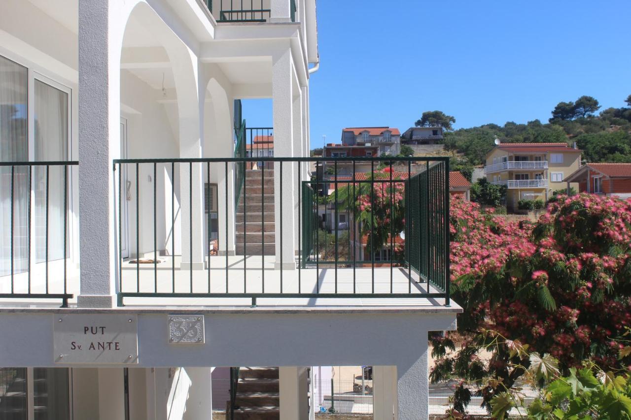 Apartment Udovicic Trogir Buitenkant foto