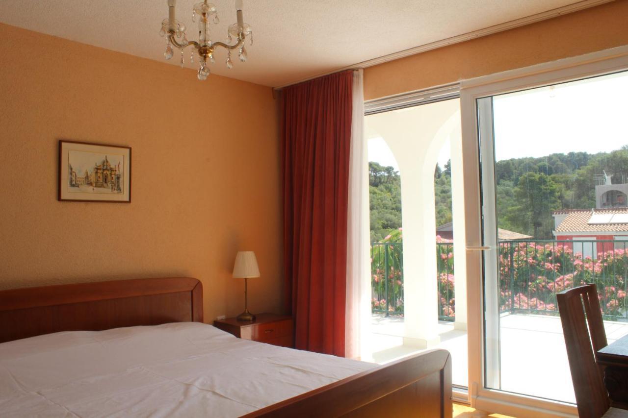 Apartment Udovicic Trogir Buitenkant foto
